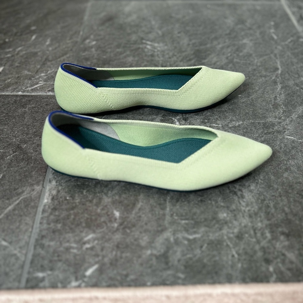 Rothy's The Point Sour Apple Green Flats Size W7.5 Office Travel - Picture 2 of 13